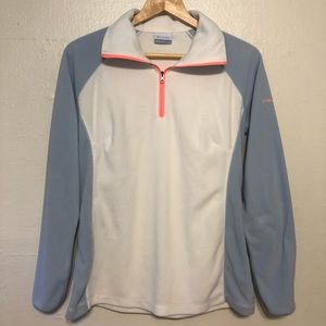 Womens Columbia Pullover 1/4 Zip Sweater.